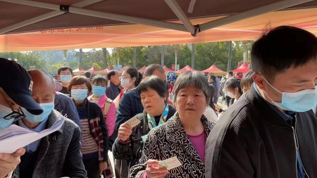 学习雷锋精神，树立医博新风——福州医博医院开展“学雷锋 送健康”志愿服务行动